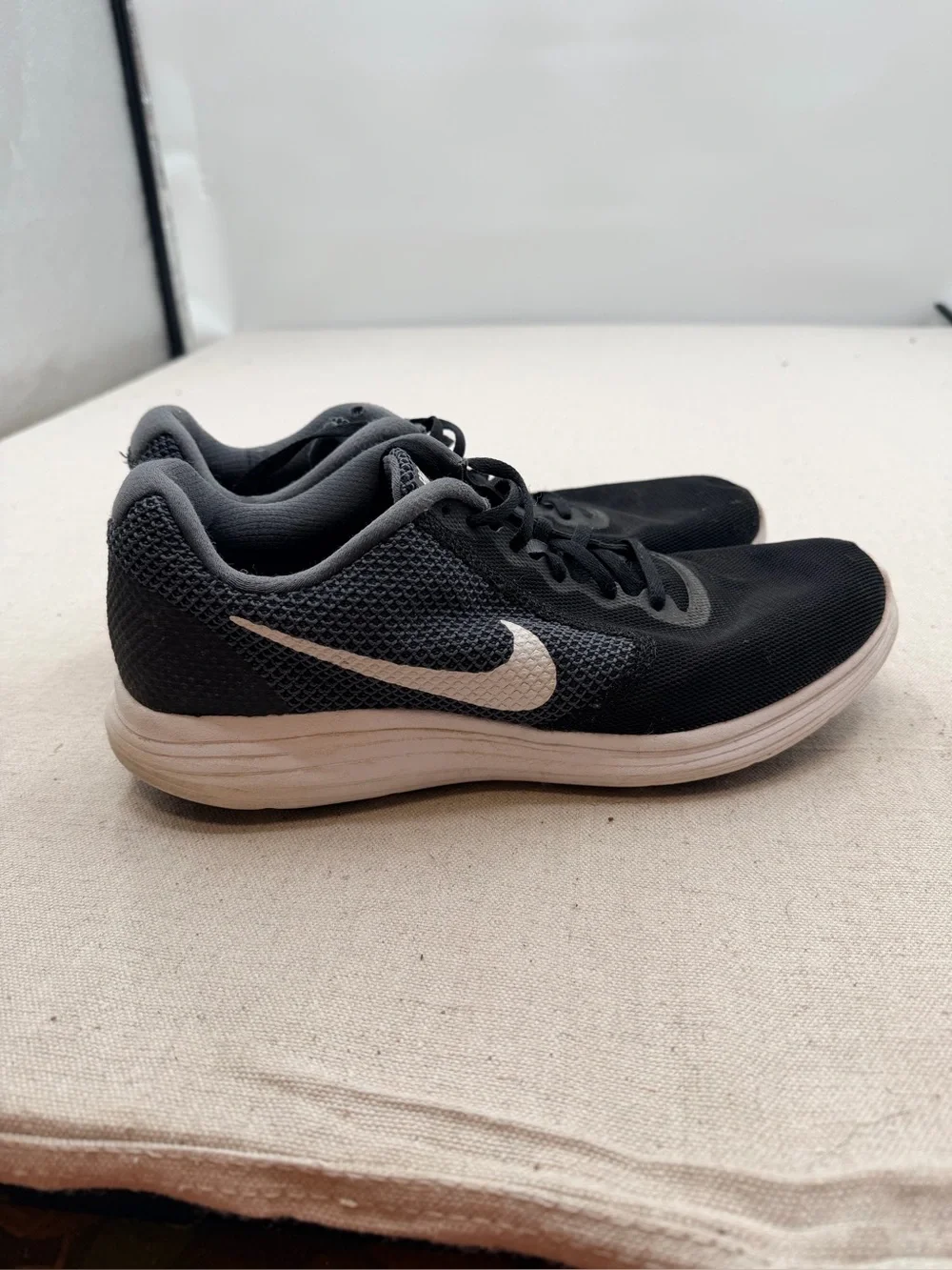 Nike Revolution 3- 11.5